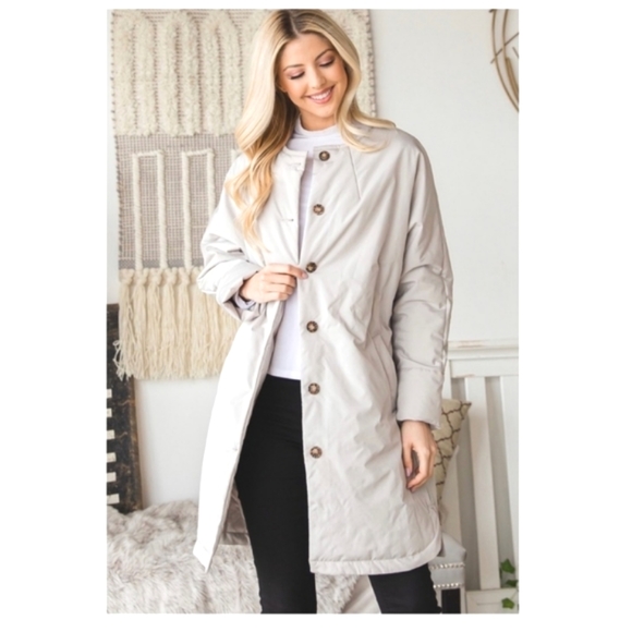 NYLON TRENCH COAT✨️ - Picture 3 of 11